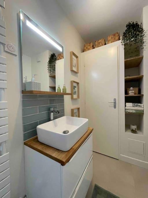 Cocon Douillet Pres De La Gare. Apartamento Nancy Exterior foto